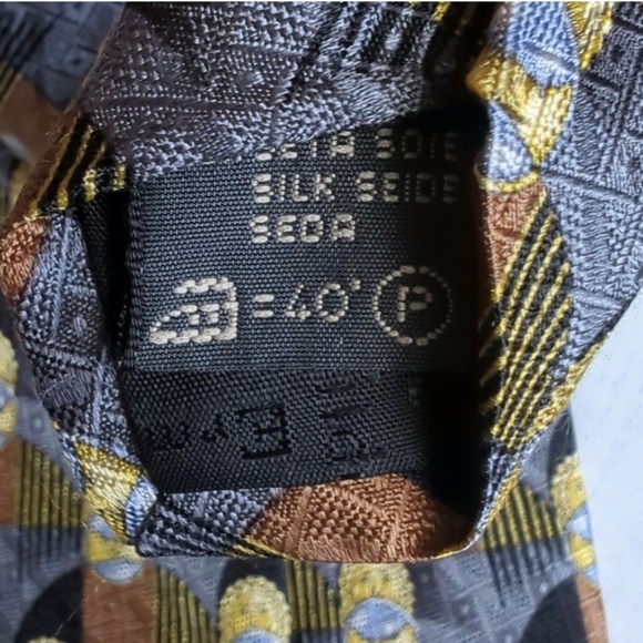 ERMENEGILDO ZEGNA SILK GEOMETRIC DESIGN SUN 🌞 MOON 🌙 MENS TIE - Picture 7 of 8